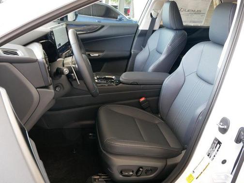 2025 Lexus NX 350h Premium