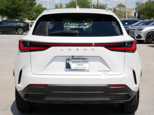2025 Lexus NX 350h Premium