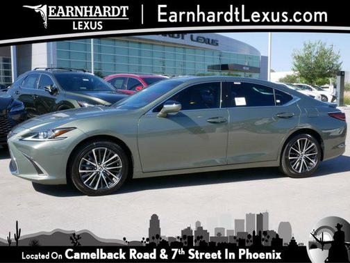 2025 Lexus ES 300h Base