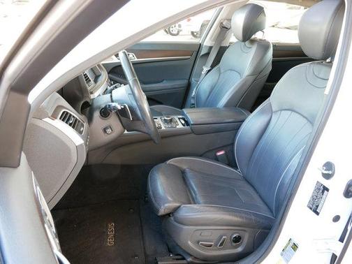 2020 Genesis G80 3.8