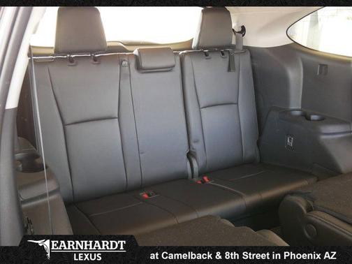 2023 Toyota Highlander Hybrid Platinum