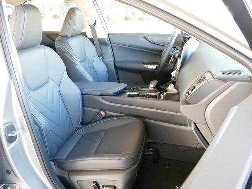 2026 Lexus NX 450h+ Luxury