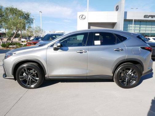 2026 Lexus NX 450h+ Luxury