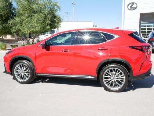 2025 Lexus NX 350h Premium