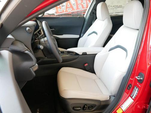 2025 Lexus UX 300h Base