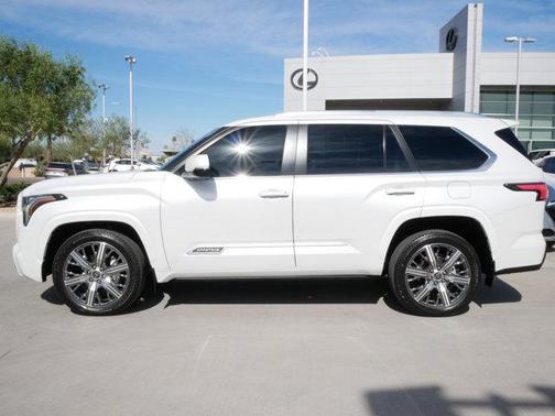 2024 Toyota Sequoia Capstone