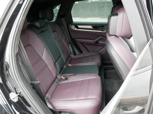 2024 Porsche Cayenne Cayenne