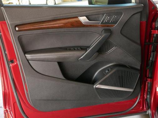 2019 Audi Q5 2.0T Premium Plus