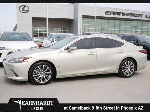 2019 Lexus ES 300h Luxury