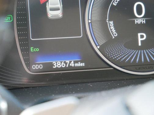 2019 Lexus ES 300h Luxury