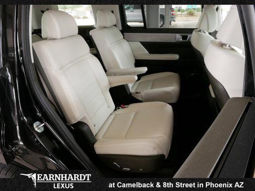 Phantom Black 2024 Hyundai SANTA FE Calligraphy