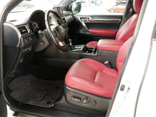 Eminent White Pearl 2023 Lexus GX 460 Premium