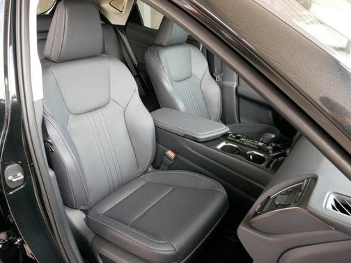 2025 Lexus NX 350h Premium
