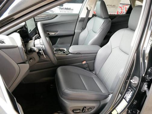 2025 Lexus NX 350h Premium
