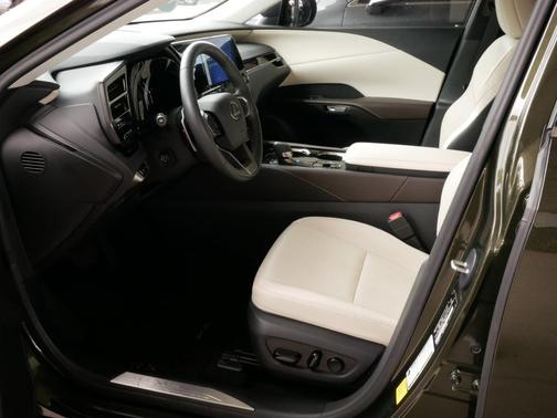 Nori Green Pearl 2023 Lexus RX 350 Base