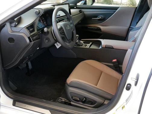 2025 Lexus ES 350 Base