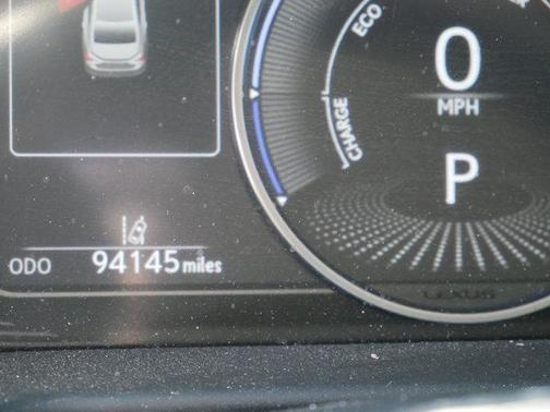 2022 Lexus ES 300h Luxury