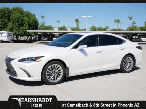 2022 Lexus ES 300h Luxury