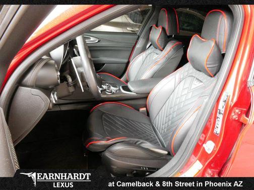 Rosso Etna 2023 Alfa Romeo Giulia Quadrifoglio