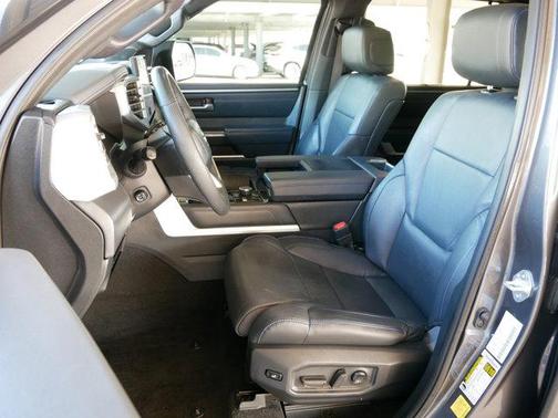 2023 Toyota Sequoia Platinum