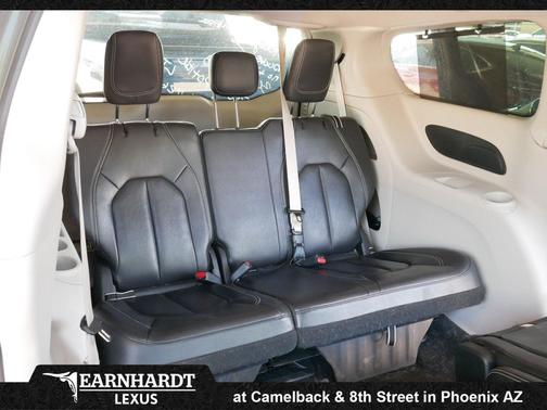 Ceramic Gray Clearcoat 2022 Chrysler Pacifica Touring L