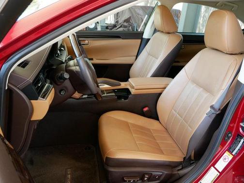 2017 Lexus ES 350 Base