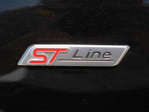2023 Ford Escape ST-Line Elite
