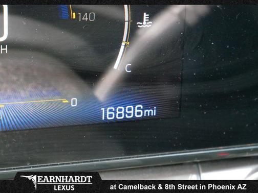 Summit White 2024 Chevrolet Trax FWD ACTIV