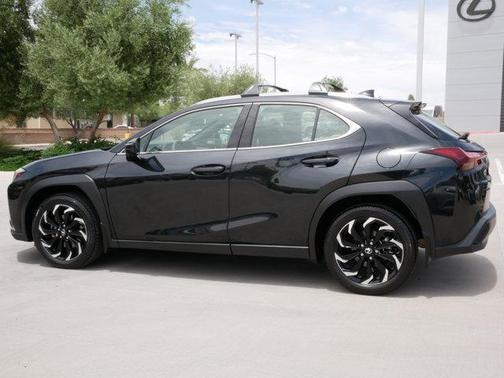 2023 Lexus UX 250h Base