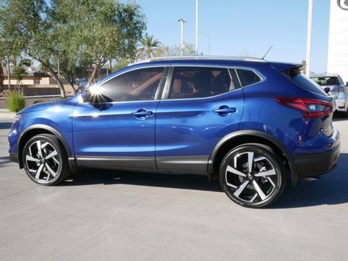 2022 Nissan Rogue Sport SL