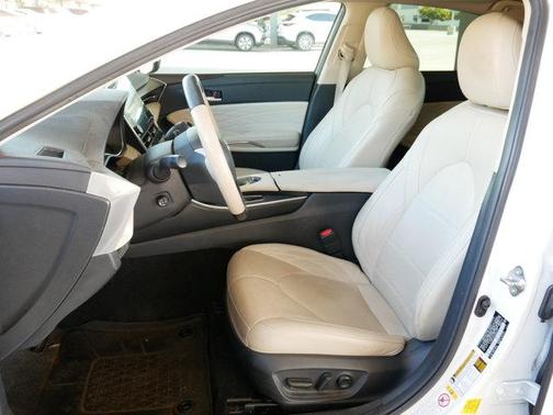 2019 Toyota Avalon Hybrid Limited