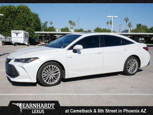 2019 Toyota Avalon Hybrid Limited