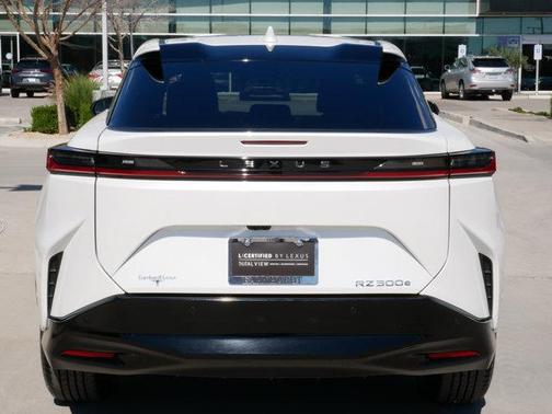 2024 Lexus RZ 300e Premium