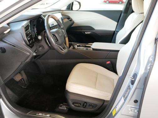 01L2 2024 Lexus RX 350h AWD