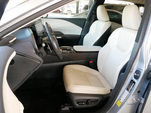 01L2 2024 Lexus RX 350h AWD