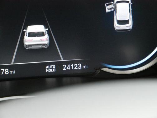 2022 Genesis GV70 2.5T AWD