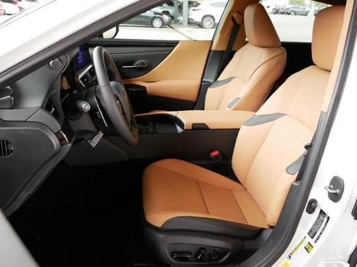 2025 Lexus ES 350 Base