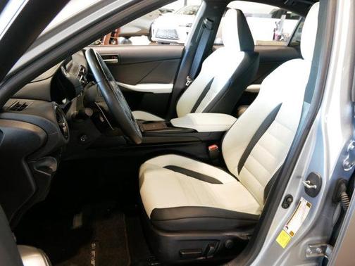 2023 Lexus IS 500 FSPORT