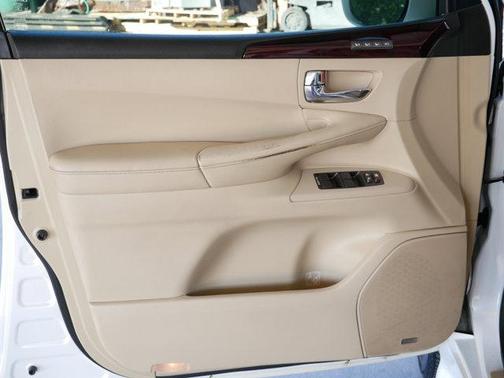 2010 Lexus LX 570 Base