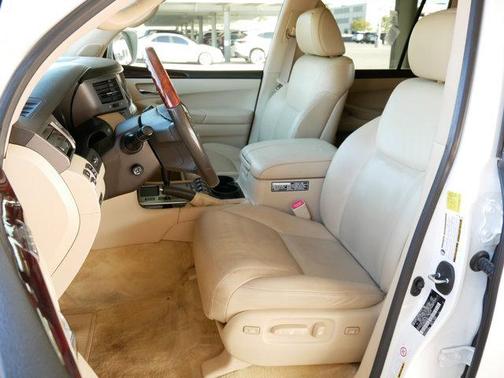 2010 Lexus LX 570 Base