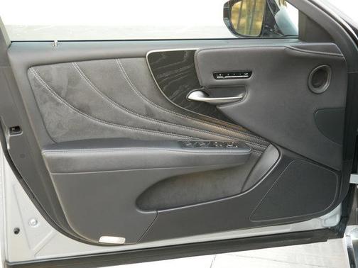 2022 Lexus LS 500 Base