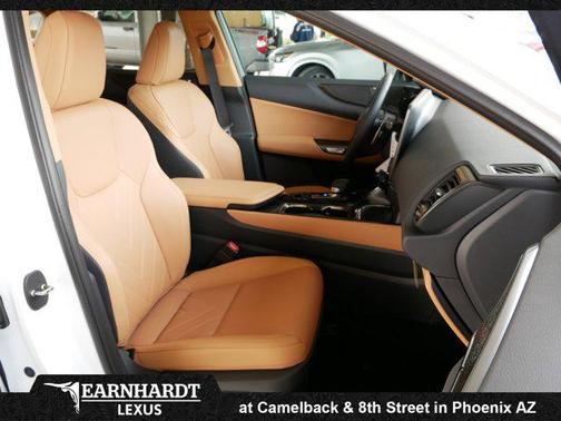 0083 2026 Lexus NX 450h+ Luxury