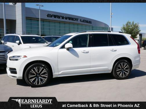 Ice White 2019 Volvo XC90 T6 Momentum