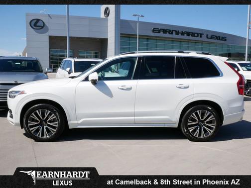Ice White 2019 Volvo XC90 T6 Momentum