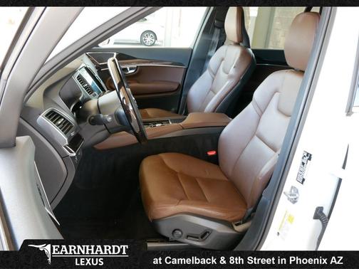Ice White 2019 Volvo XC90 T6 Momentum