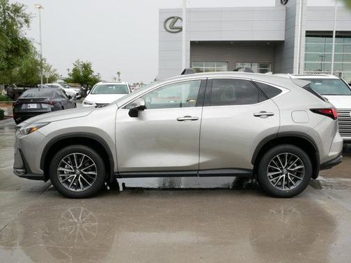 2025 Lexus NX 350h Premium