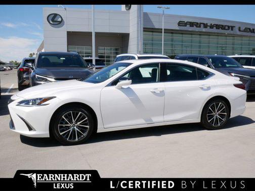 Eminent White Pearl 2025 Lexus ES 300h Base