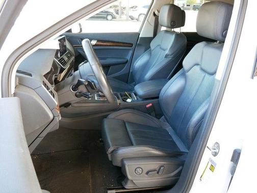 2018 Audi Q5 2.0T Premium Plus