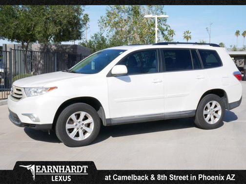 2013 Toyota Highlander SE
