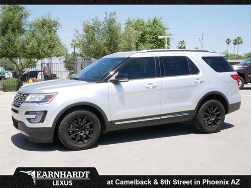 Ingot Silver 2017 Ford Explorer XLT